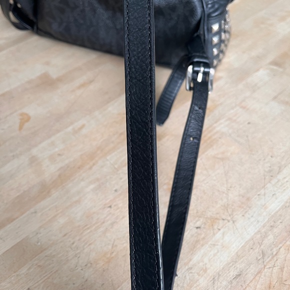 SOLD!!!! Michael Kors book bag purse - Picture 4 of 14